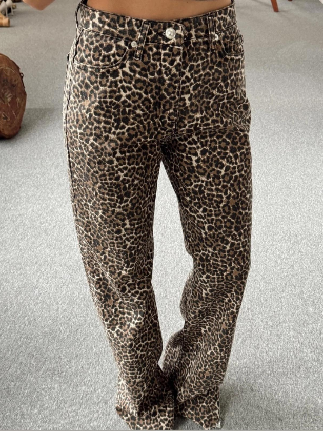 Leopar Jean