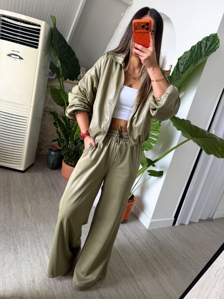 Özel Seri Bomber Montlu Takım