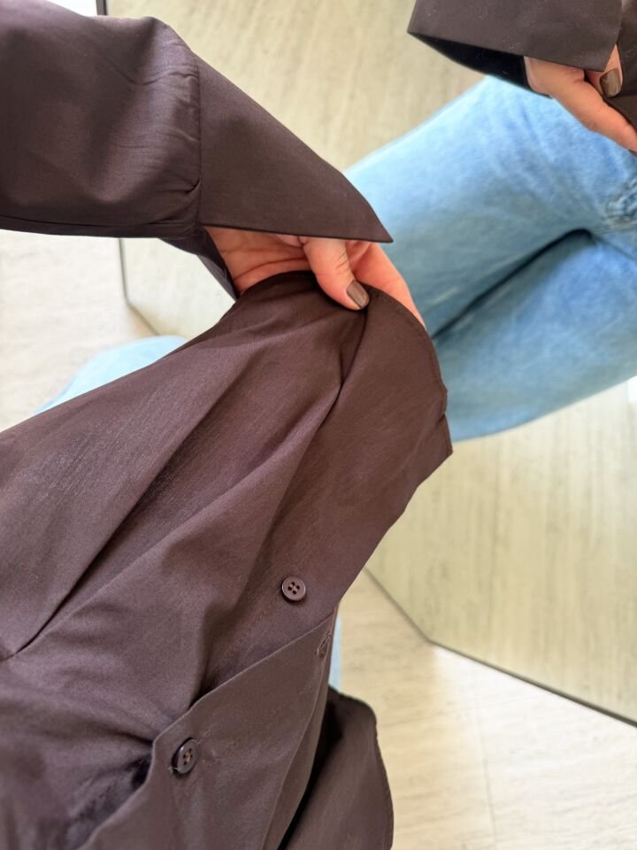 Belden Oturtmalı Gömlek