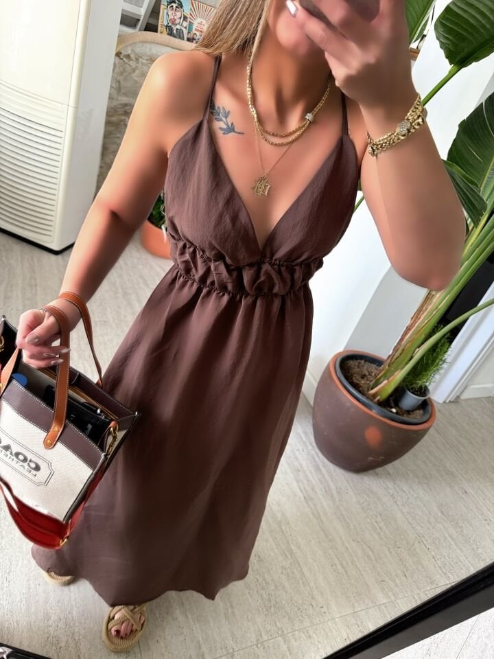 Helen Elbise